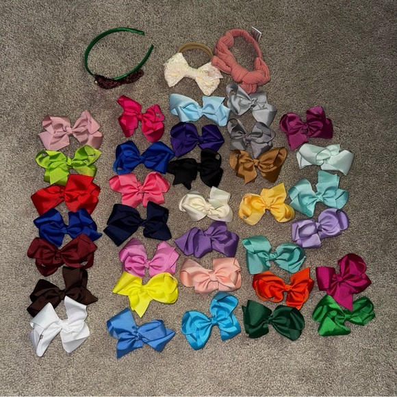 Lot of 30+ Hair Bows & Headbands – Multicolor Girls’ Accessories Bundle - Picture 1 of 5